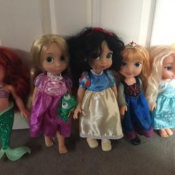 These are used dolls but are in good condition 

Singing Ariel
Rapunzel 
Snow White
Elsa and Anna ❗️sold❗️

These are £6 each and I’m based in Wilmington