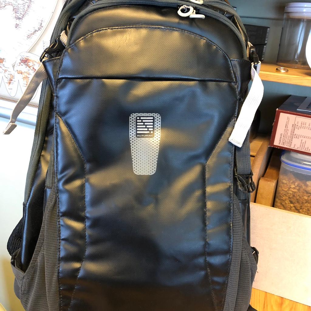 Altura morph pannier outlet backpack