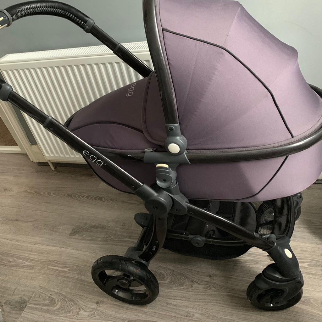 Egg Pram Storm Grey Purple in CH44 Wirral for 275.00 for sale