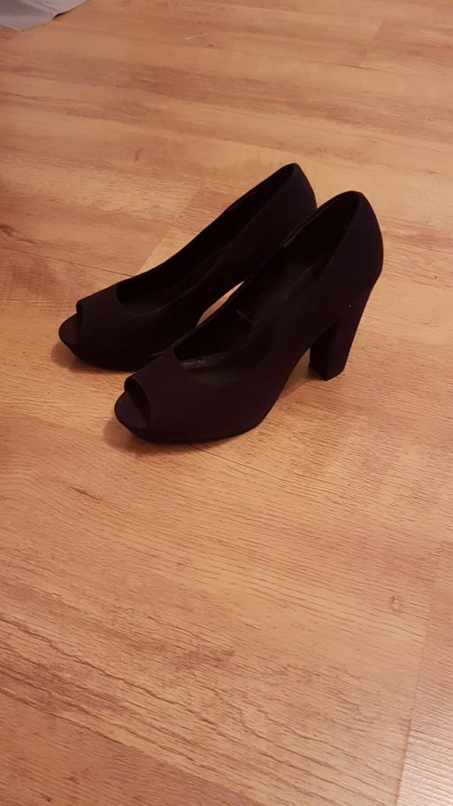  — ladies shoes