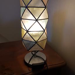 Very pretty lamp in full working order and a free energy saving bulb. Collection only.