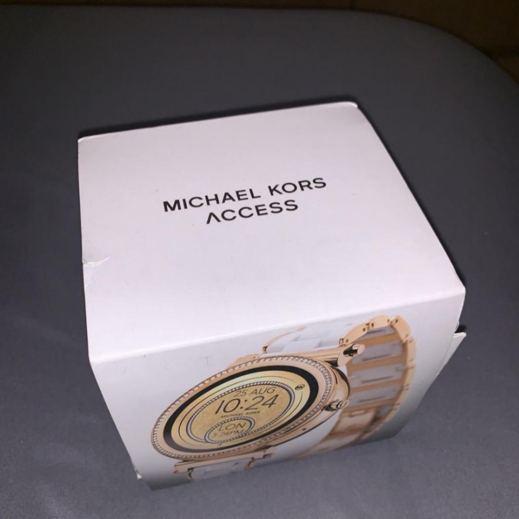 Michael kors store mkt5039