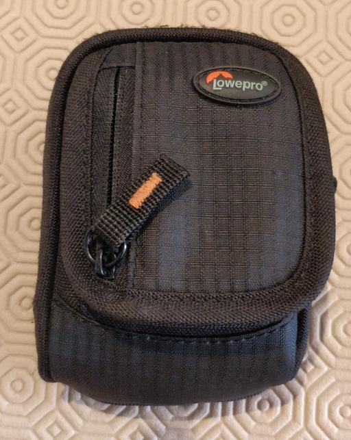 Buy & Sell Reading - Photos for Lowepro camera case 