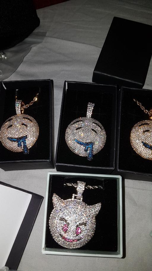 Buy & Sell Chadderton Oldham - Photos for iced chain 😍😍😍