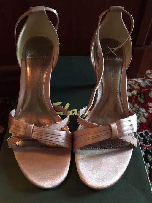 Buy & Sell North Yorkshire Middlesbrough - Photos for Pink sandals