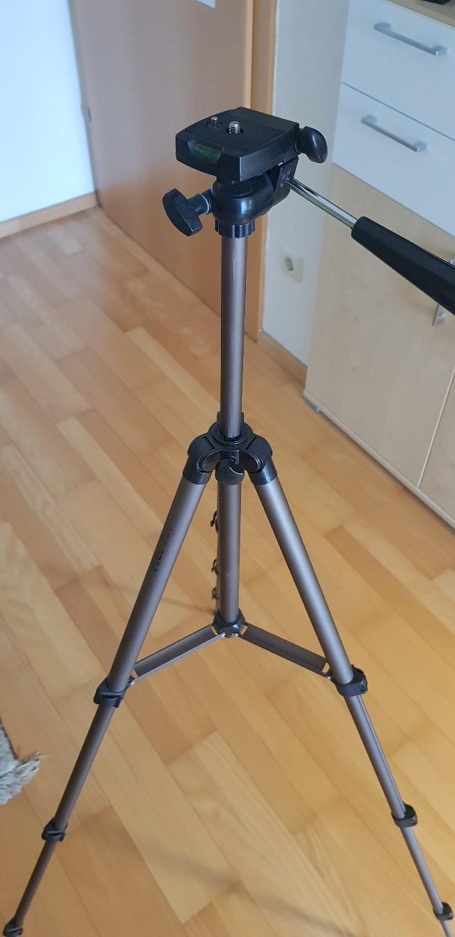 Hama STAR 700 Kamerastativ in 6830 Rankweil für 10,00 € zum Verkauf ...