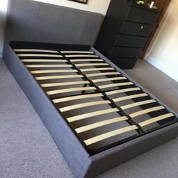 Grey brown bed. 
Pick up only. 
Cash