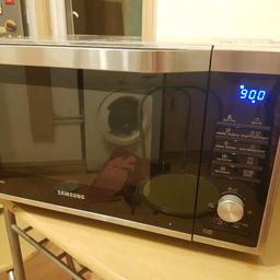 900w Samsung smart microwave good condition works perfectly fine. slight dint in the top doesn't affect it in any way. 20 ONO
collection or deliver if not too far