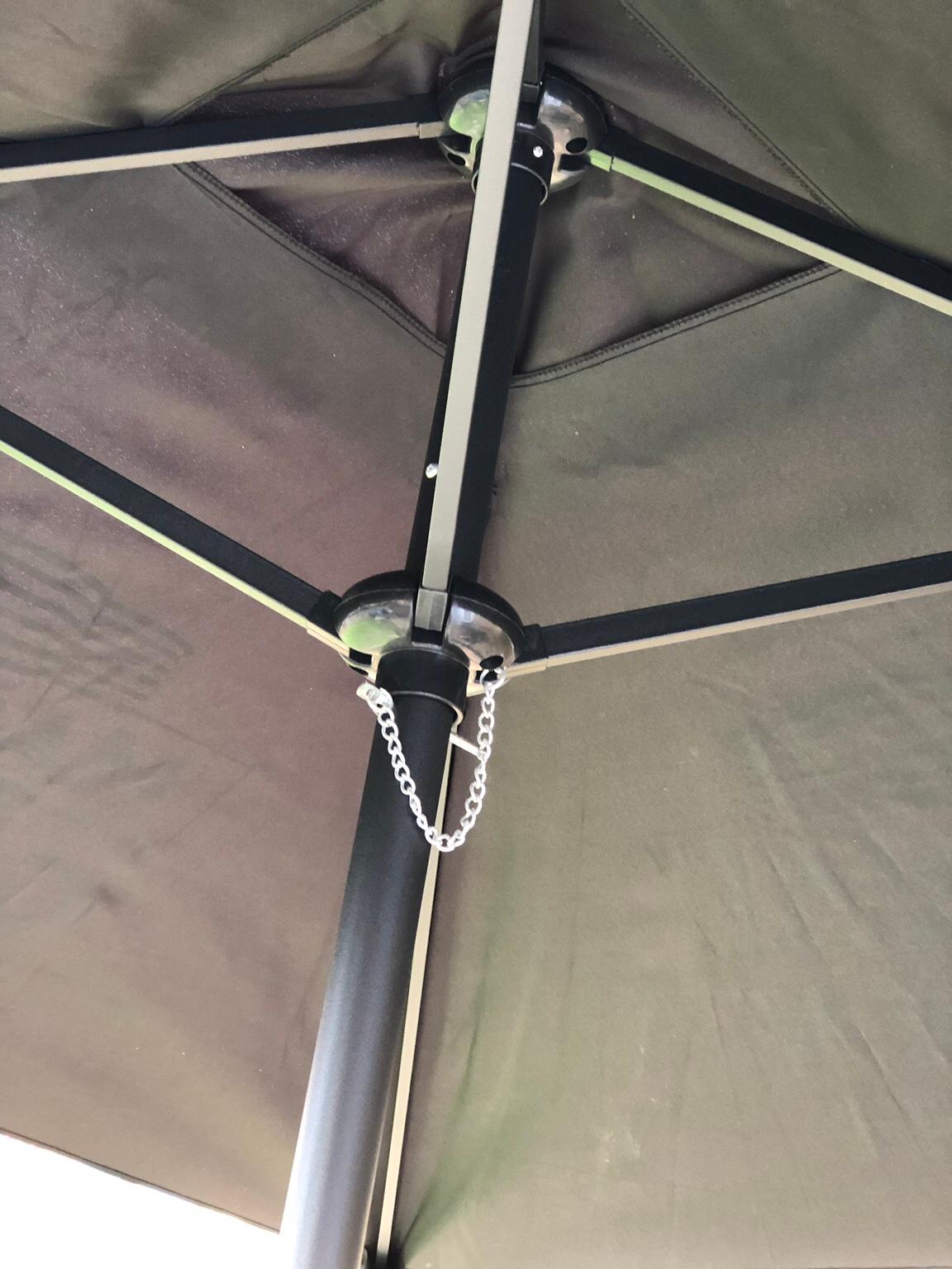 Magners umbrella parasol garden in N18 Enfield for £30.00 for sale | Shpock