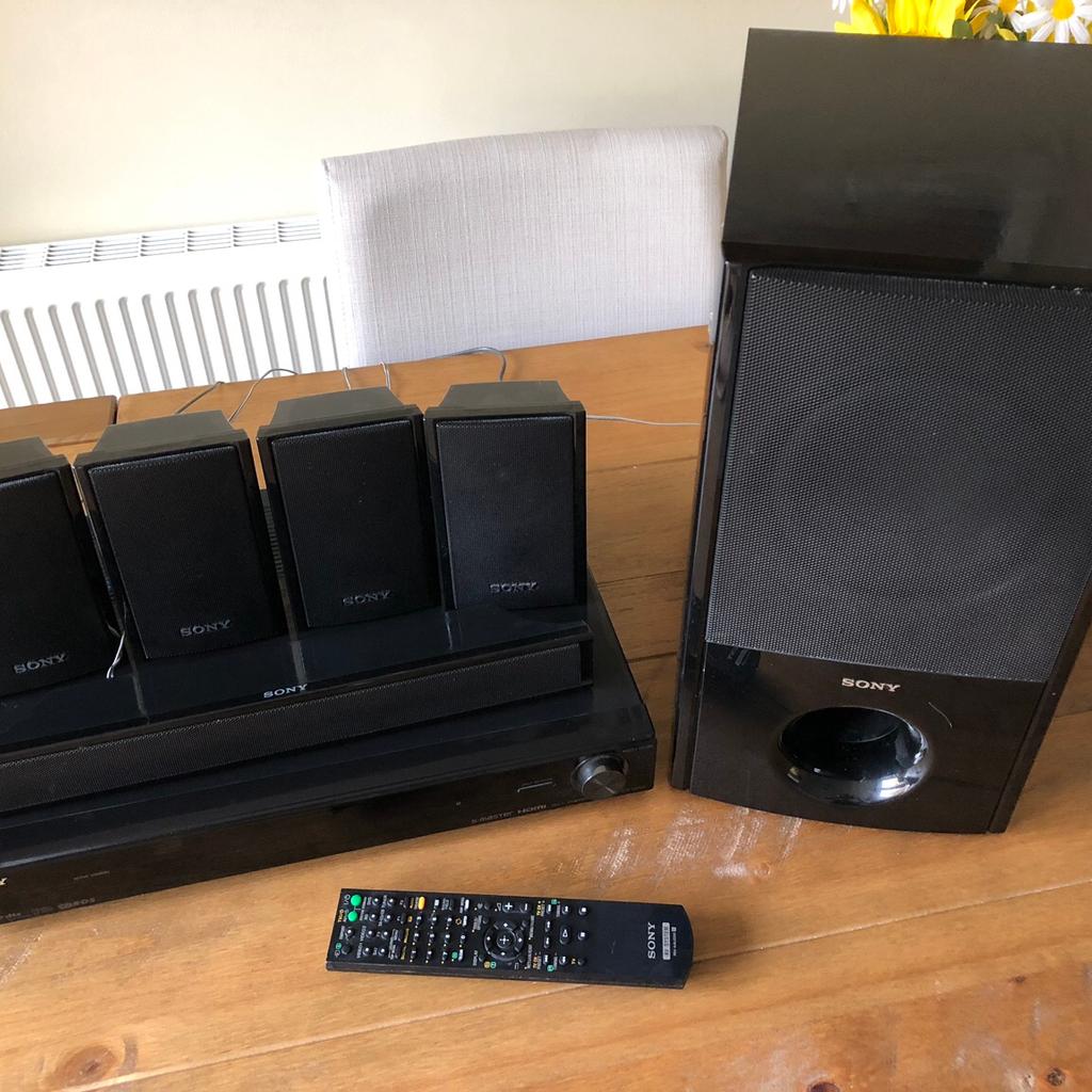 Sony 5.1 Home Cinema Surround Sound System in CV31 Warwick für £ 60,00 ...
