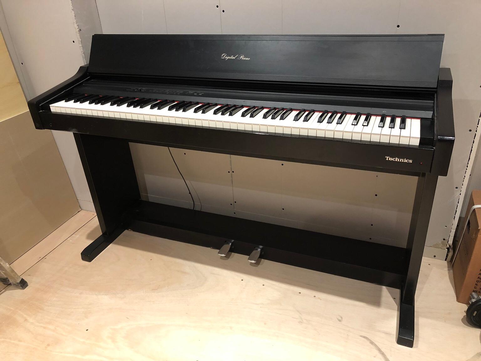 Technics PX20 Digital Piano in Castle Point for £200.00 for sale Shpock