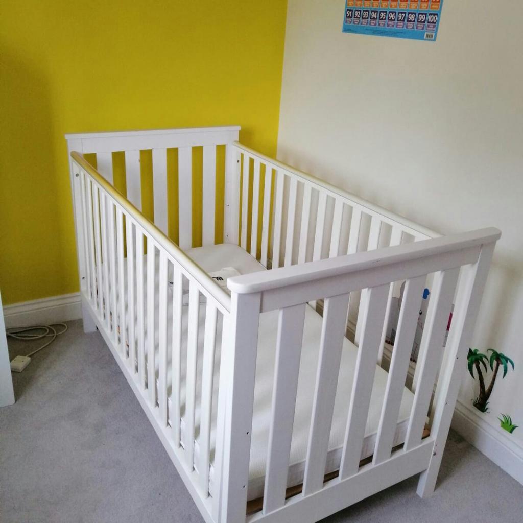 Mothercare jamestown 2025 cot bed