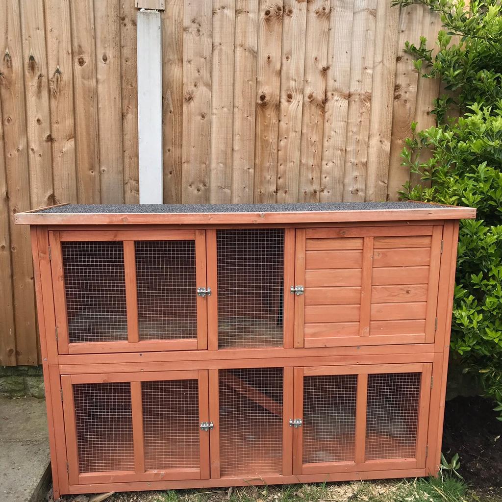 Bluebell hideaway clearance hutch