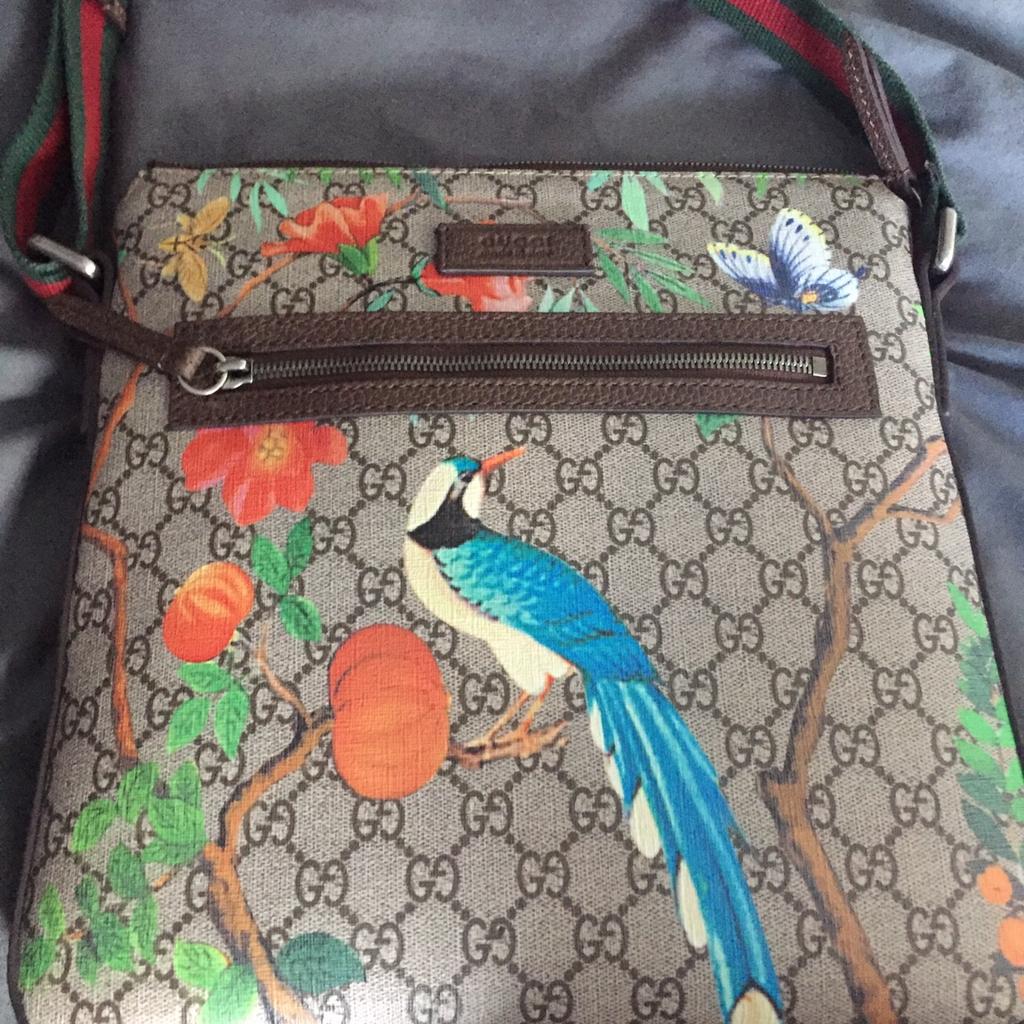 Gucci bird messenger bag new arrivals