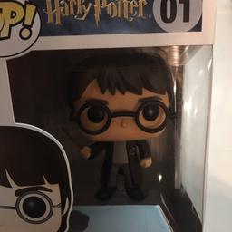 Verkaufe eine Harry Potter Funko Pop Figur. Sie ist zwei Jahre alt. Im Original Karton. Versand nicht im Preis miteinbegriffen.
