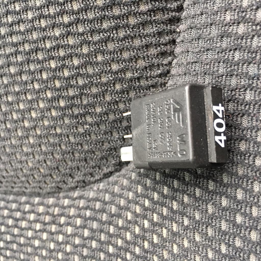 Genuine vw Passat b6 fuel pump relay in BB1 Blackburn for £15.00 for