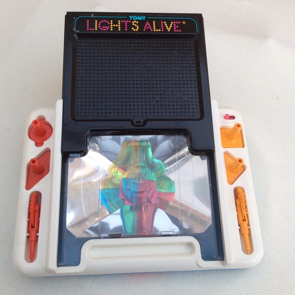 Retro Lights Alive game in WV14 Sandwell für £ 6,00 zum Verkauf Shpock AT