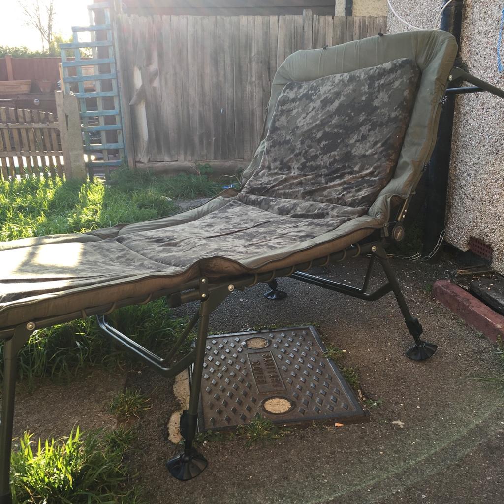 Nash indulgence ss tall boy bedchair in London Borough of Barking