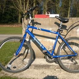 Men's Dawes hybrid mountain bike in very good condition, has 21 gears good brakes and good tyres, quite a big bike. Very nice to ride