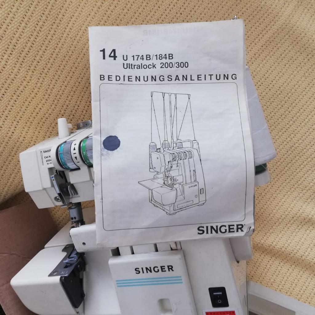 Singer Overlock Ultralock 300 in 6408 Pettnau für € 52,00 zum Verkauf