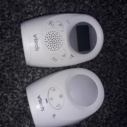 new condition only used once.

includes
2 chargers
2 way talking system
night light
songs
room temperature alerts
travels up to 500 metres so perfect for big houses