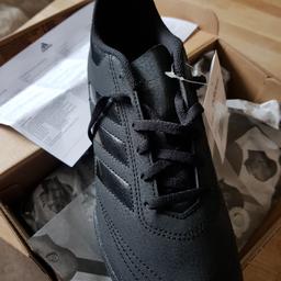 Adidas trainers size 5/1/2 black only got for Christmas for got about them now to small from sports direct not copies
                no time waster please 
