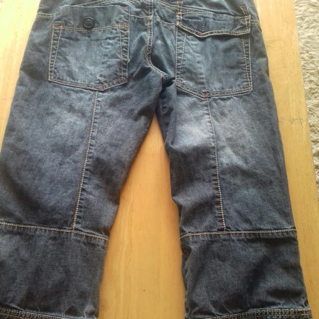 ladies 3/4 jeans. size 10. collection only