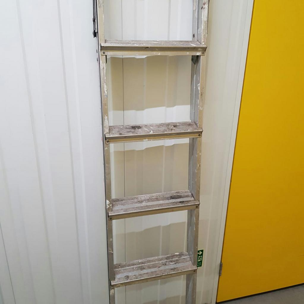 set of step ladders in L7 Liverpool für £ 25,00 zum Verkauf Shpock AT