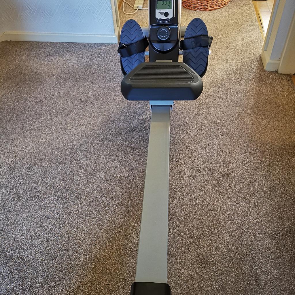 JLL R200 Luxury Pro Home Rowing Machine in WS11 Chase for 90.00