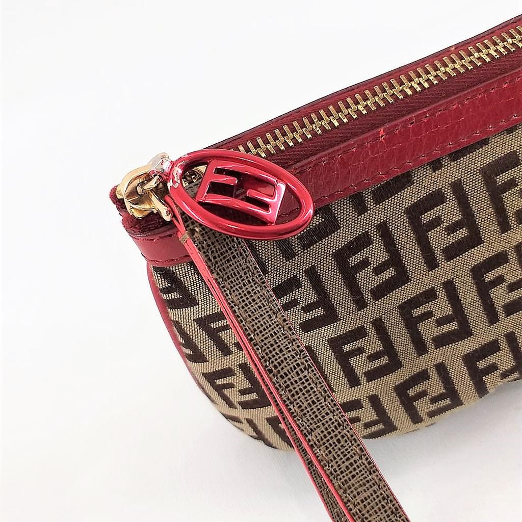 Pochette hot sale fendi tessuto