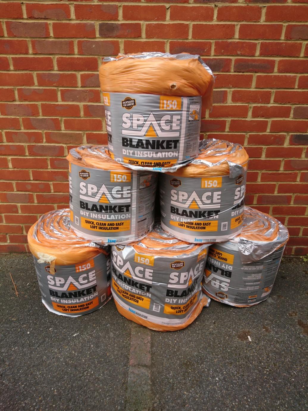 Space blanket DIY loft insulation 150mm thick in SS15 Basildon für £ 15,00 zum Verkauf Shpock AT