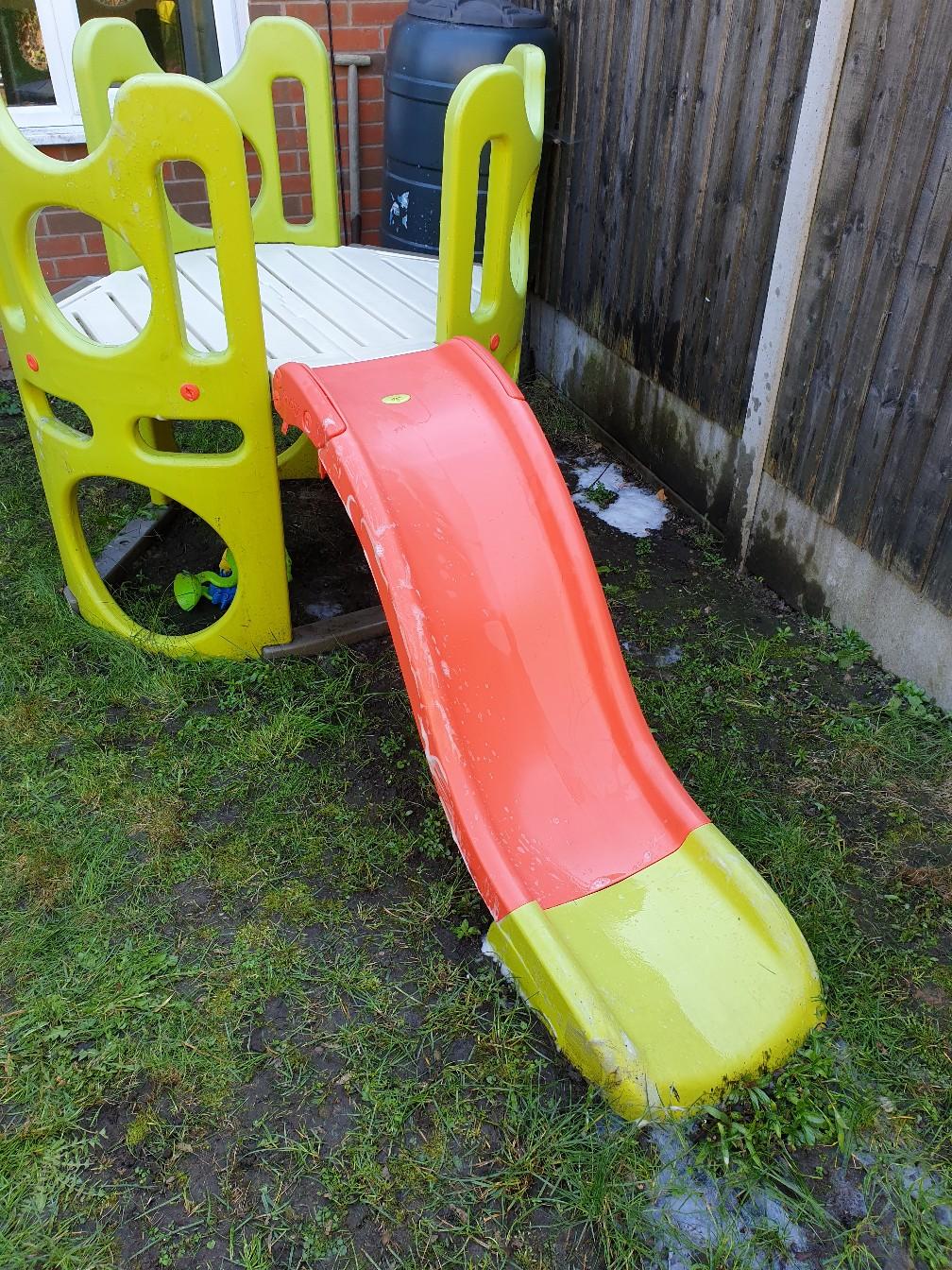Smoby plastic climbing frame with slide in Dudley for £50.00 for sale