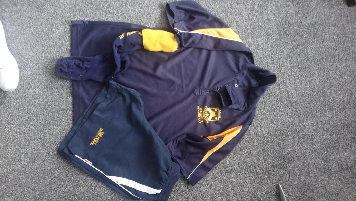 earls high school PE kit in B68 Sandwell for £10.00 for sale | Shpock