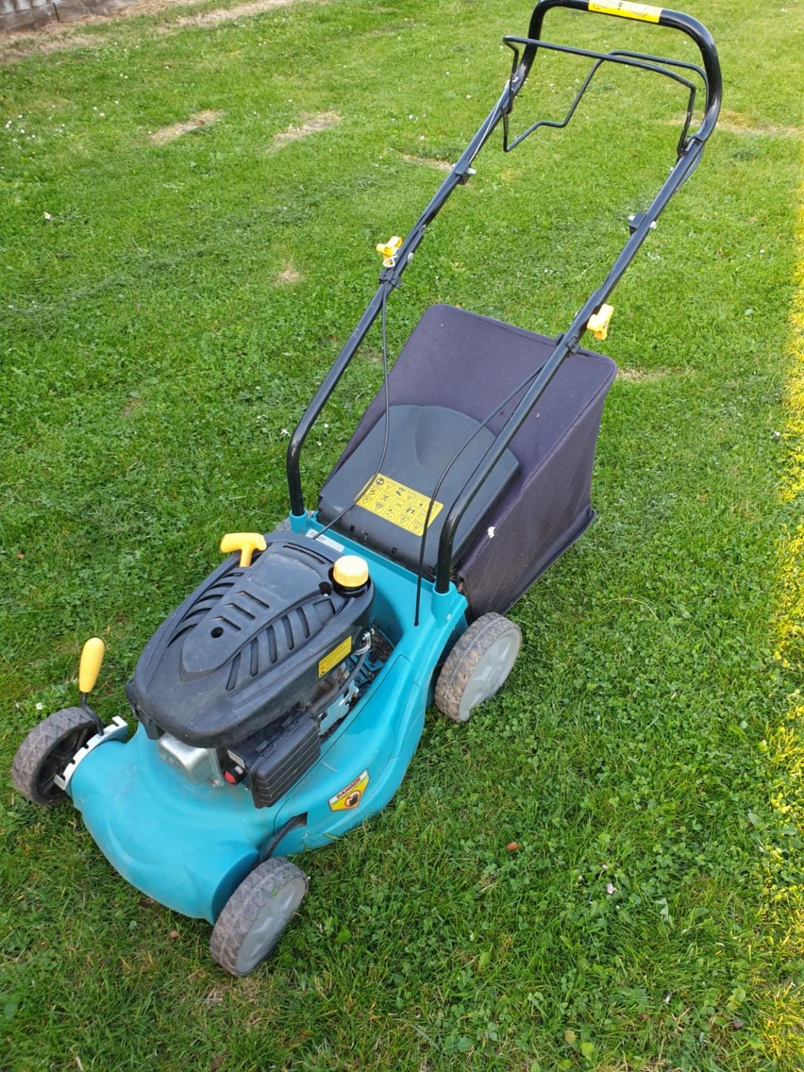 Tesco on sale petrol lawnmower