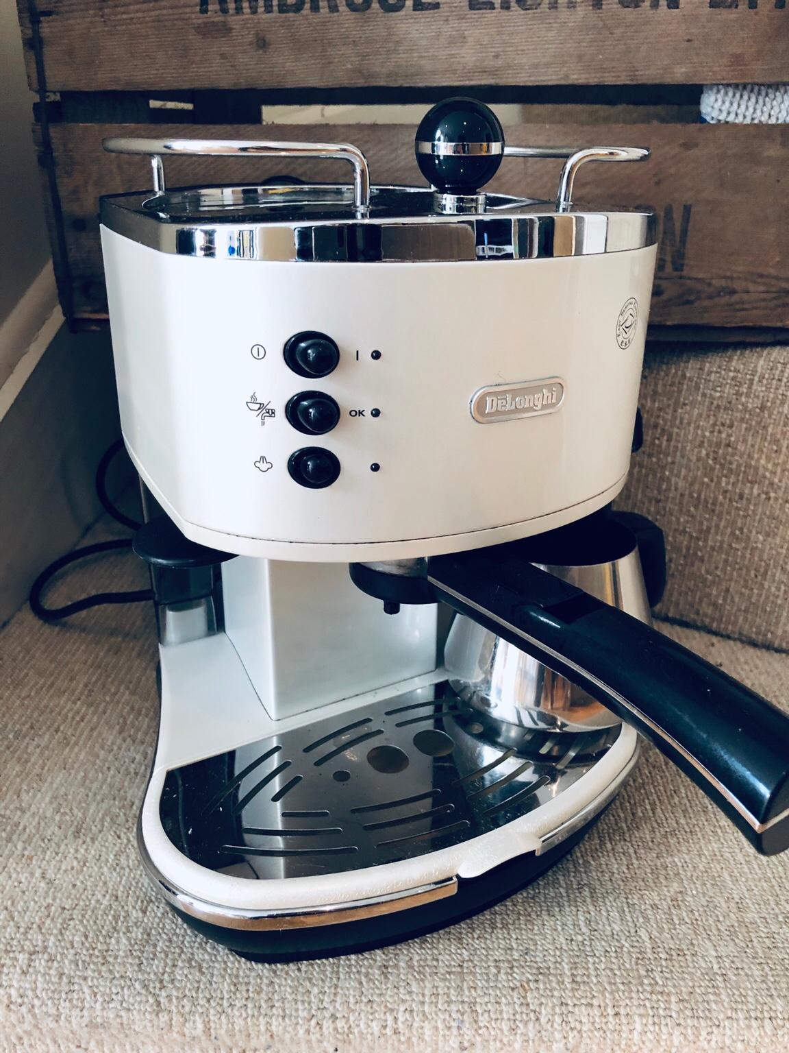 DeLonghi ICONA espresso coffee machine in SW9 London for £85.00 for