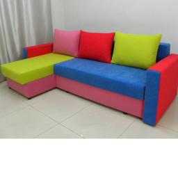 funky bright multicolored sofa bed!!
folds into a double
brand new, never been slept in!
will accept offers!