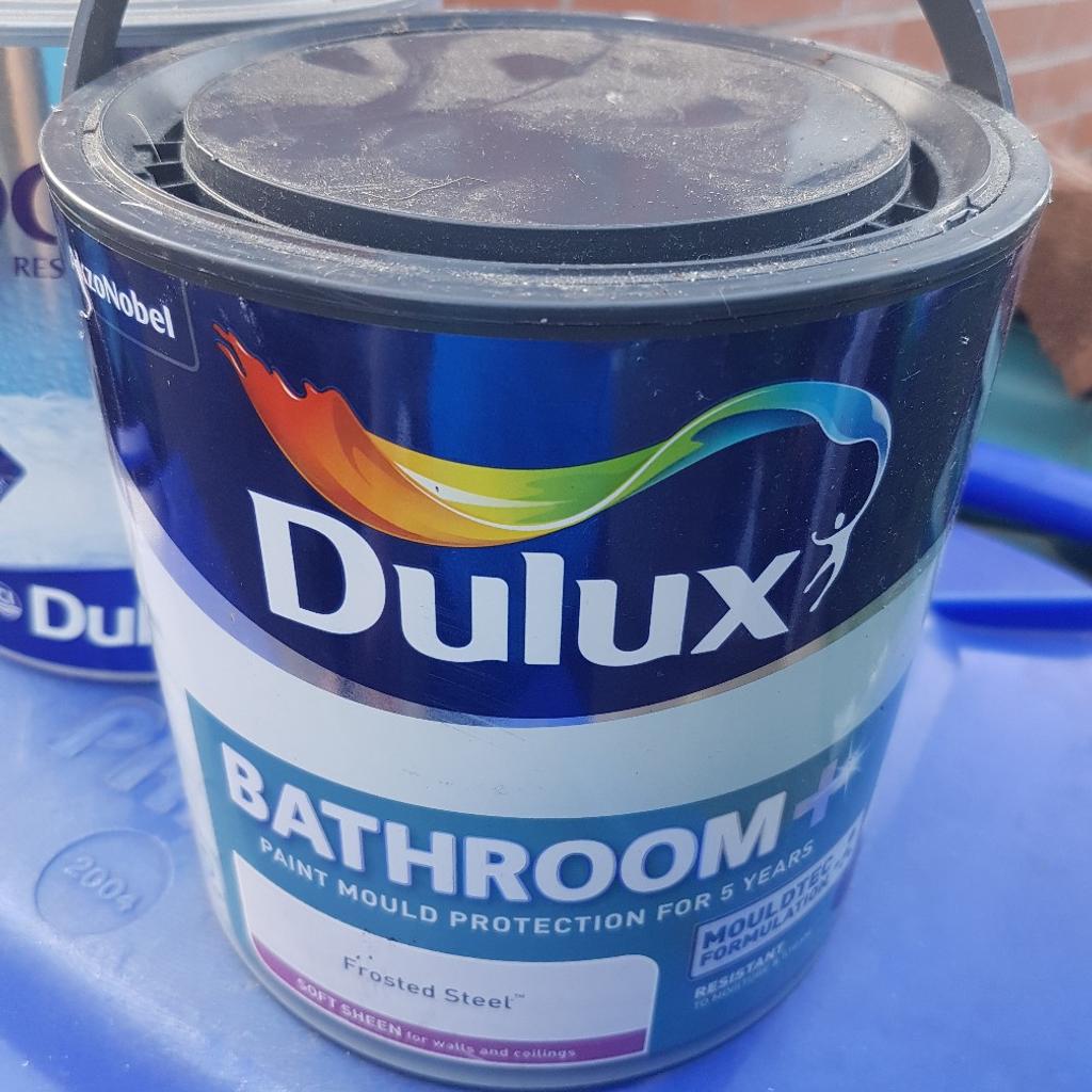 Dulux Bathroom Paint frosted steel 2.5L in M14 Manchester for £13.00