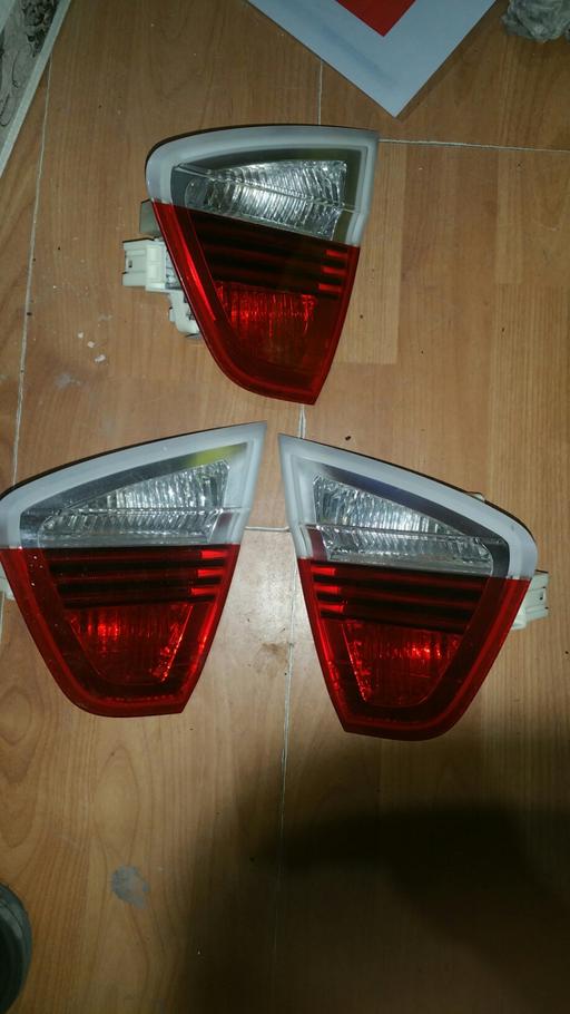 Vehicles Greater Manchester Wigan - Photos for BMW E90 INNER TAIL LIGHT PRE LCI