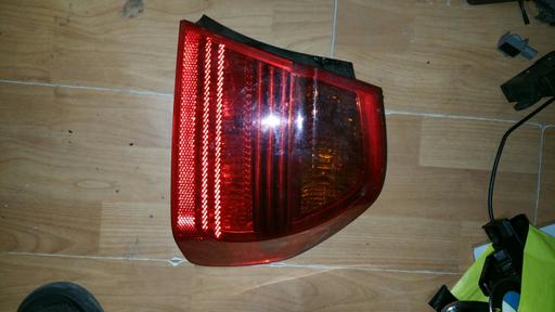 Vehicles Greater Manchester Wigan - Photos for 276302R BMW 3 series right tail light offside