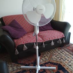 Room fan in white with 3 speed settings. Great fan; get ready for the hot weather and don't leave it till they sell out like last summer.