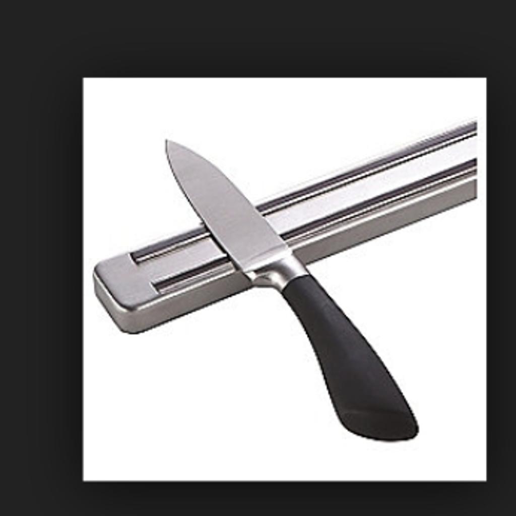 Tesco Knife Strip in KT12 Elmbridge für £ 5,00 zum Verkauf