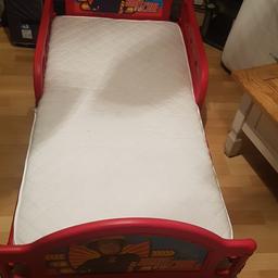 like new comes with mattress