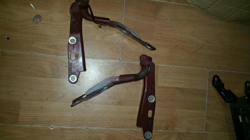 Vehicles Greater Manchester Wigan - Photos for JAGUAR S TYPE BONNET HINGES XR83AD