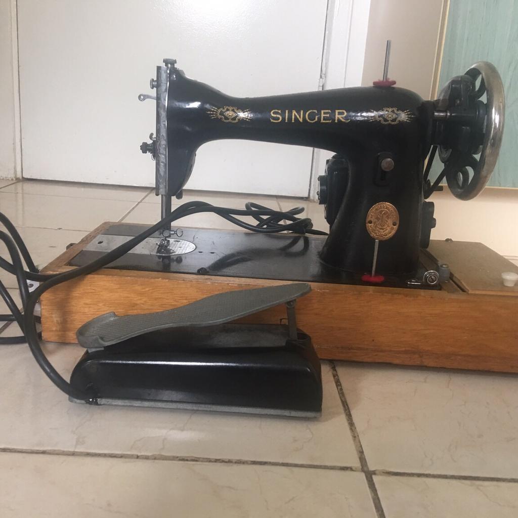 Singer Sawing Machine Vintage in NW7 Barnet für £ 12,00 zum Verkauf ...