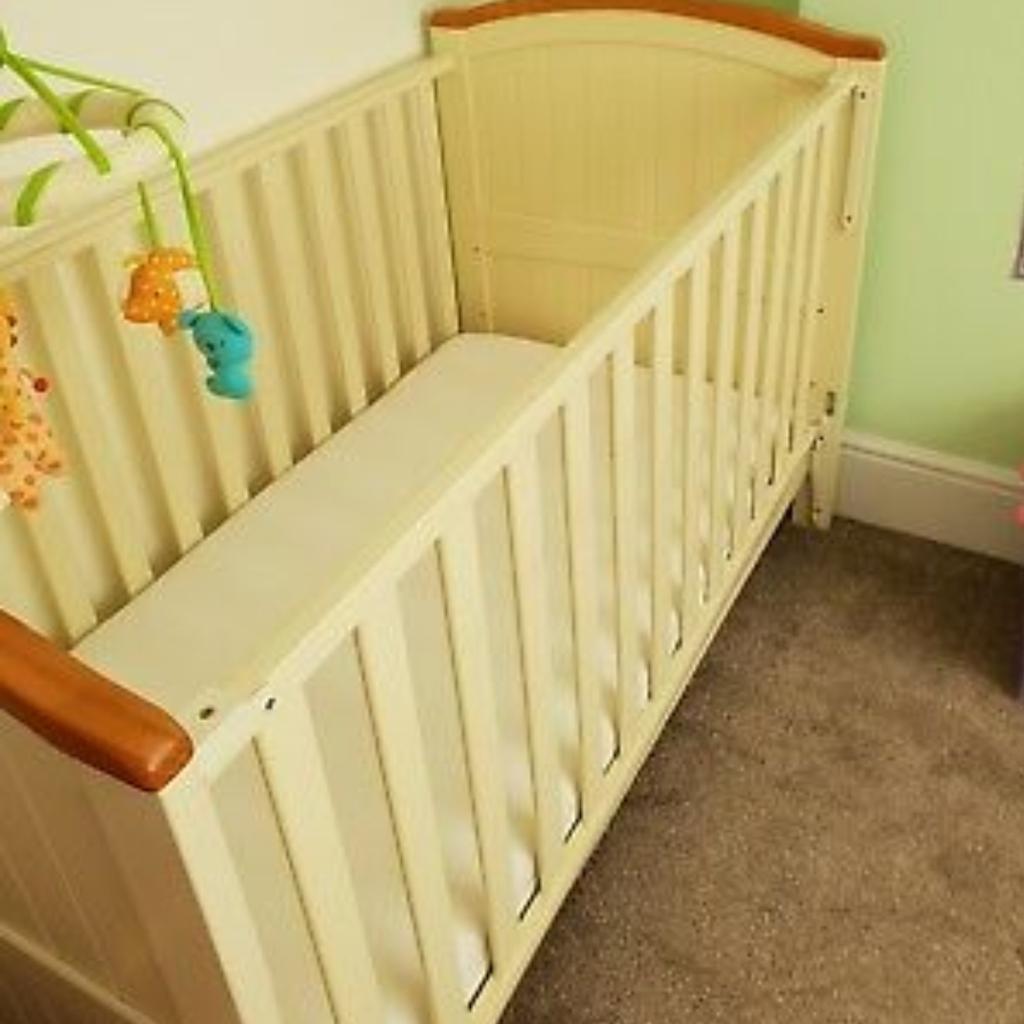 Toys r us outlet henley cot bed