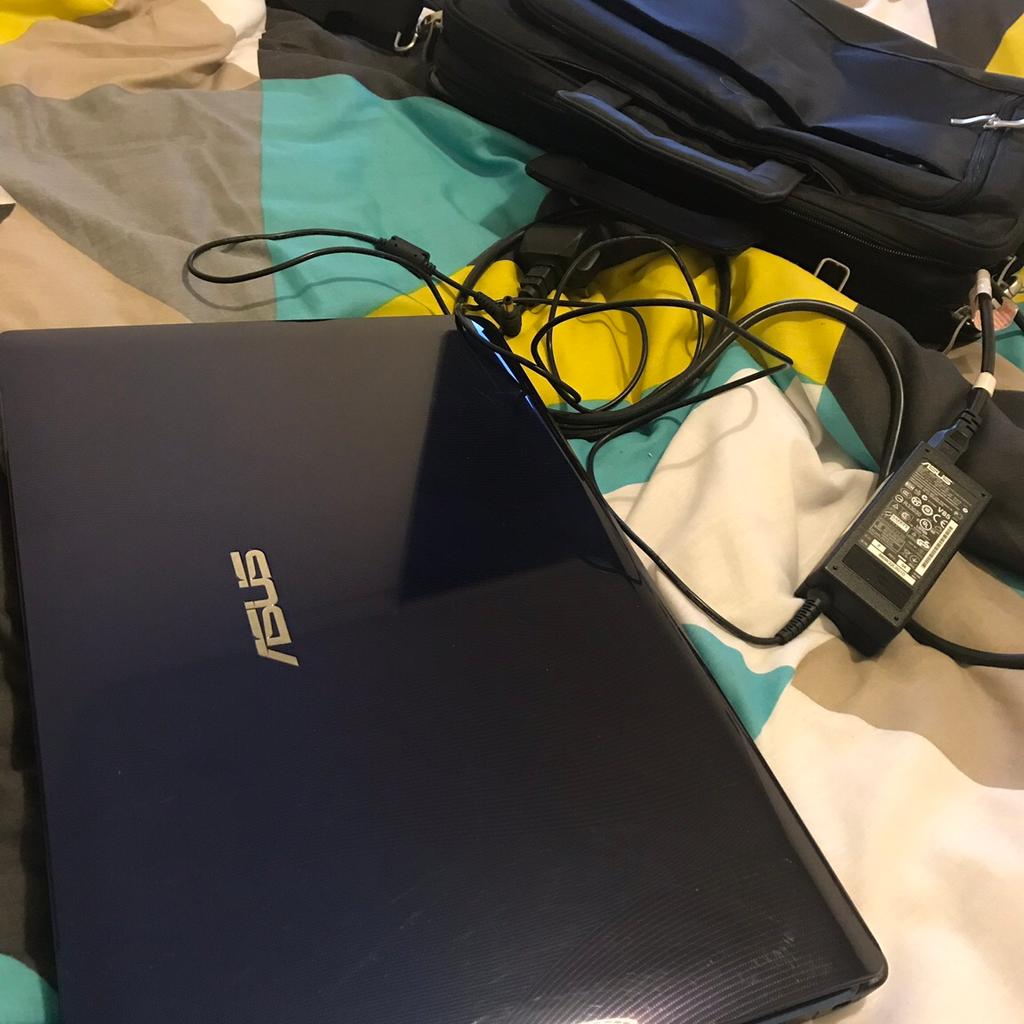 Asus laptop in SE18 Greenwich für £ 95,00 zum Verkauf | Shpock AT