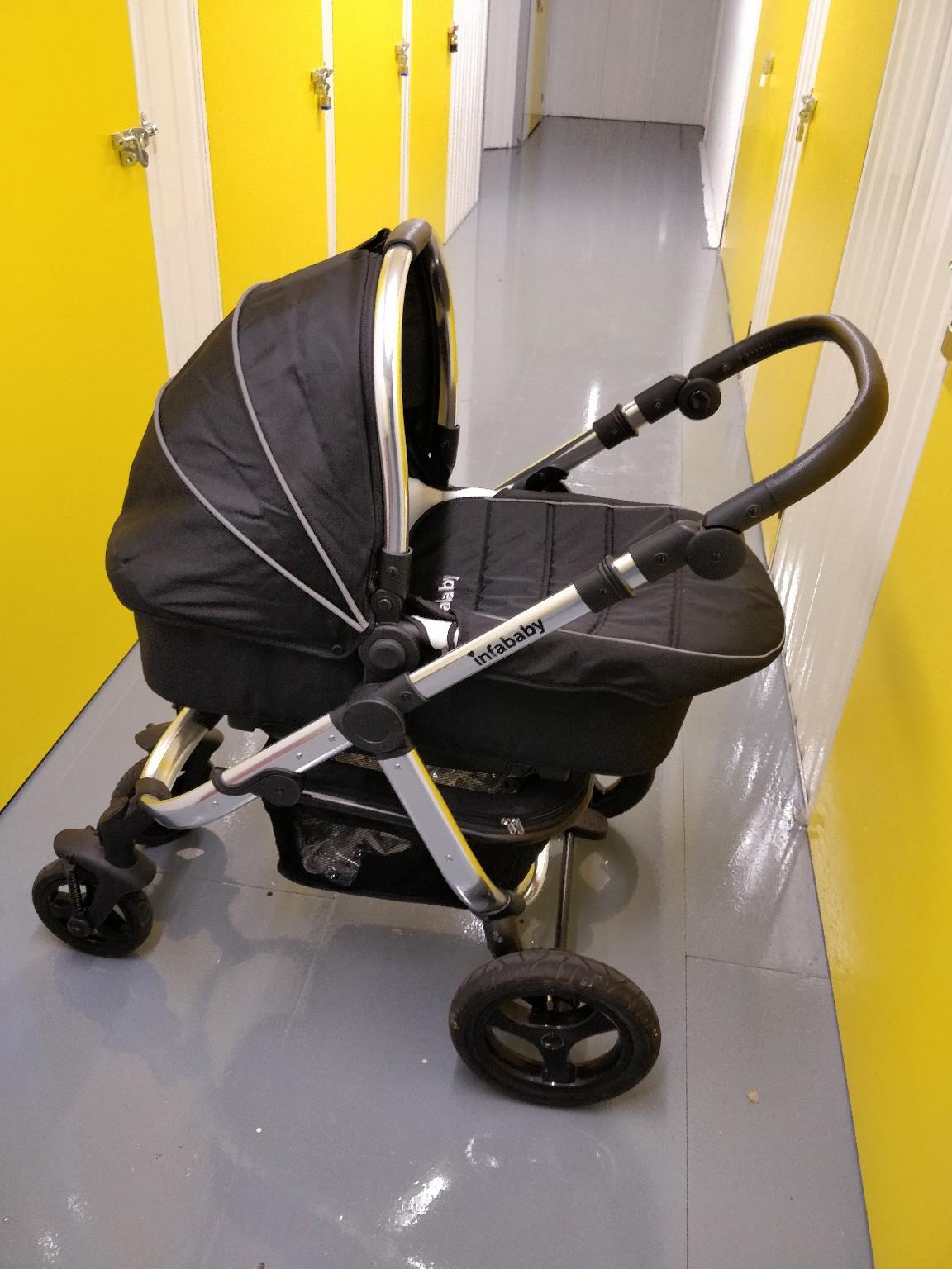 Infababy ULTIMO 4 Wheel 3 In 1 Pushchair Pram in B71 Sandwell for