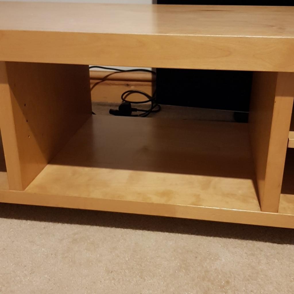 TV unit on wheels in LE10 Bosworth für 30,00 £ zum Verkauf Shpock DE