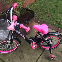 Lovely girls bike in good condition 
Collection sy4