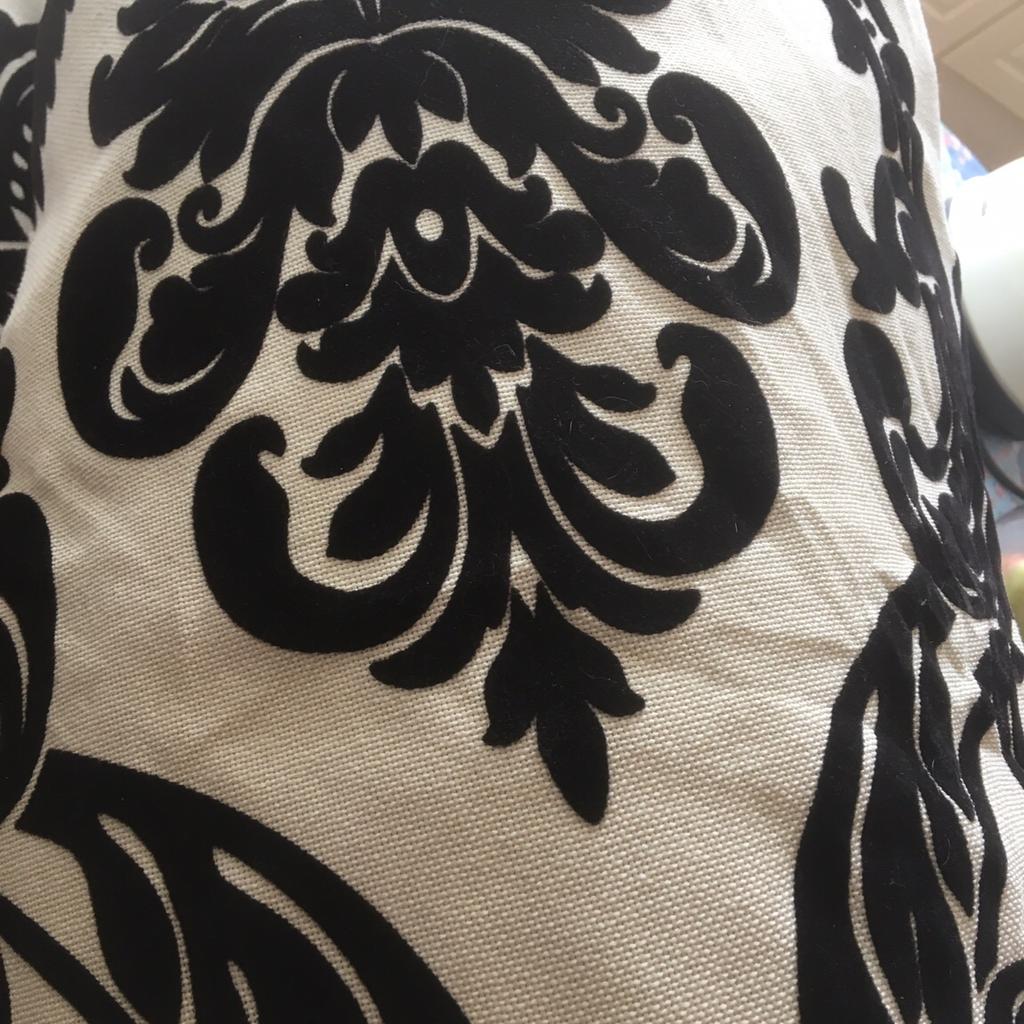 Heavy damask curtains in Wakefield für 3,50 £ zum Verkauf Shpock DE